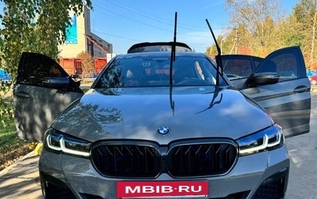 BMW 5 серия, 2022 год, 5 200 000 рублей, 2 фотография