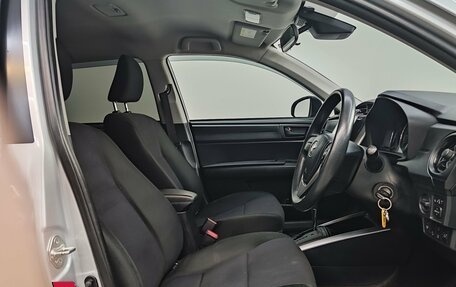 Toyota Corolla, 2018 год, 1 390 000 рублей, 19 фотография