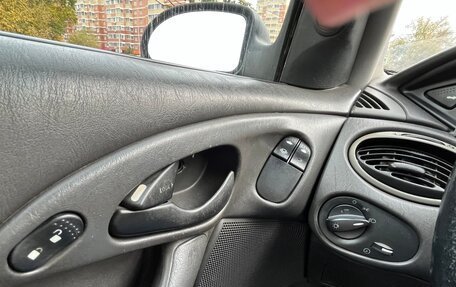 Ford Focus IV, 2002 год, 290 000 рублей, 10 фотография
