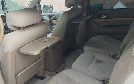 SsangYong Rodius I, 2004 год, 330 000 рублей, 3 фотография