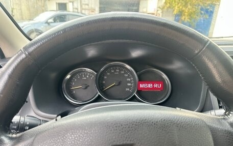 Renault Logan II, 2017 год, 360 000 рублей, 15 фотография