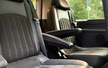 Mercedes-Benz Viano, 2010 год, 1 995 000 рублей, 22 фотография