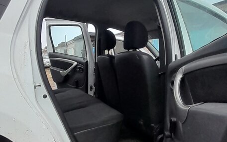 Renault Duster I рестайлинг, 2014 год, 650 000 рублей, 5 фотография