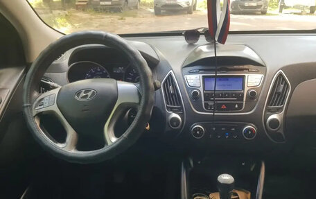 Hyundai ix35 I рестайлинг, 2012 год, 990 000 рублей, 7 фотография