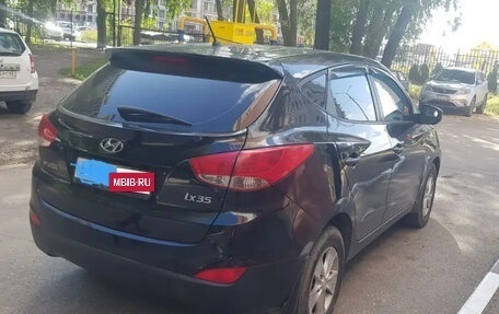Hyundai ix35 I рестайлинг, 2012 год, 990 000 рублей, 4 фотография