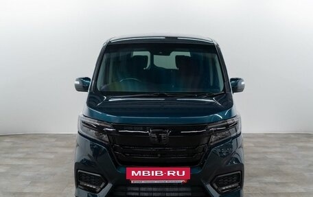 Honda Stepwgn IV, 2017 год, 2 400 000 рублей, 3 фотография