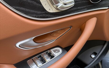 Mercedes-Benz E-Класс, 2020 год, 5 000 000 рублей, 9 фотография