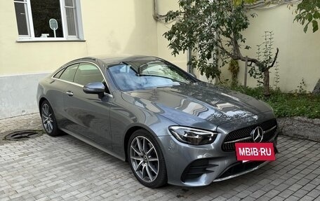 Mercedes-Benz E-Класс, 2020 год, 5 000 000 рублей, 3 фотография