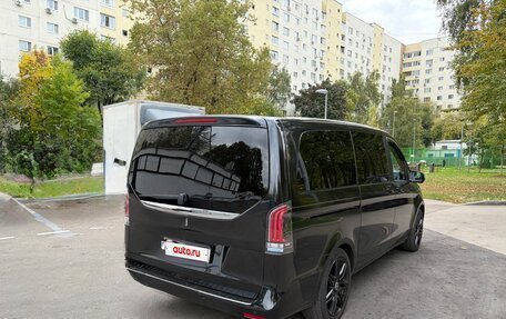 Mercedes-Benz V-Класс, 2019 год, 3 900 000 рублей, 4 фотография