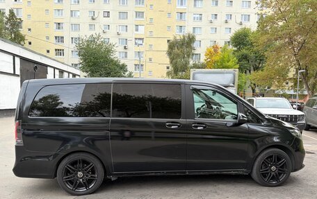 Mercedes-Benz V-Класс, 2019 год, 3 900 000 рублей, 3 фотография