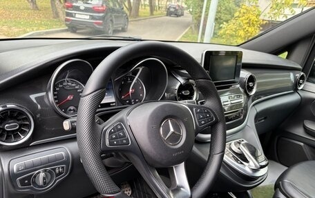 Mercedes-Benz V-Класс, 2019 год, 3 900 000 рублей, 9 фотография