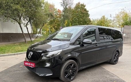 Mercedes-Benz V-Класс, 2019 год, 3 900 000 рублей, 7 фотография
