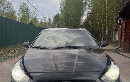 Hyundai Solaris II рестайлинг, 2013 год, 850 000 рублей, 8 фотография