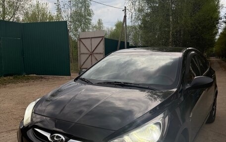 Hyundai Solaris II рестайлинг, 2013 год, 850 000 рублей, 11 фотография