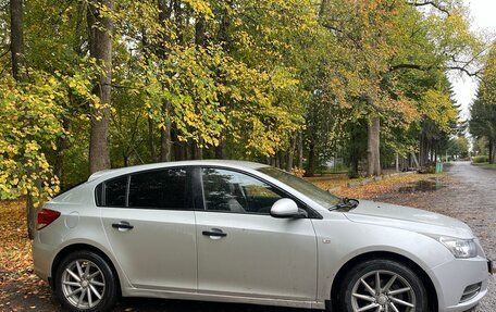 Chevrolet Cruze II, 2012 год, 690 000 рублей, 2 фотография
