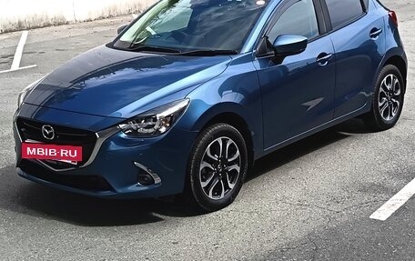 Mazda Demio IV, 2018 год, 1 290 000 рублей, 14 фотография