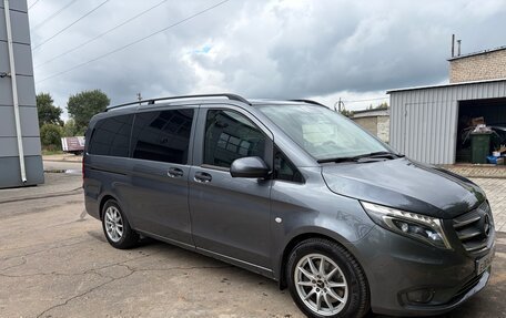 Mercedes-Benz Vito, 2016 год, 3 090 000 рублей, 4 фотография