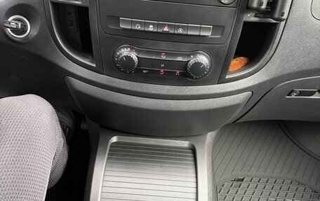 Mercedes-Benz Vito, 2016 год, 3 090 000 рублей, 14 фотография
