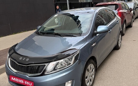 KIA Rio III рестайлинг, 2013 год, 950 000 рублей, 2 фотография