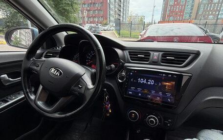 KIA Rio III рестайлинг, 2013 год, 950 000 рублей, 9 фотография