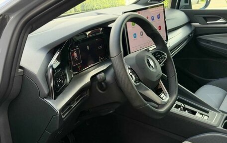 Volkswagen Golf VIII, 2025 год, 3 750 000 рублей, 12 фотография
