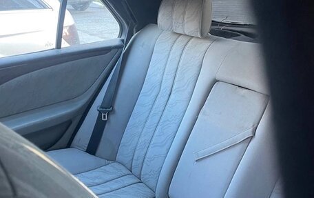 Mercedes-Benz E-Класс, 1999 год, 150 000 рублей, 7 фотография
