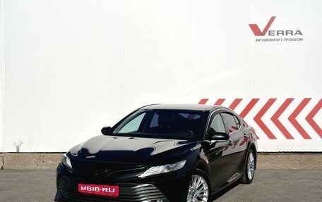 Toyota Camry, 2019 год, 3 160 000 рублей, 1 фотография