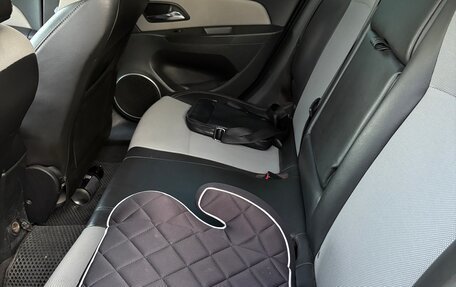 Chevrolet Cruze II, 2013 год, 900 000 рублей, 7 фотография