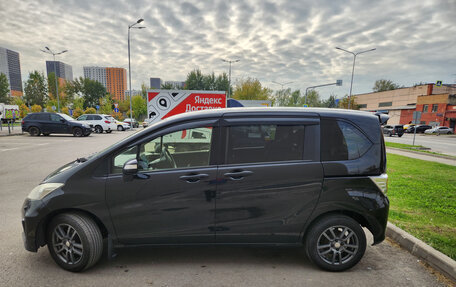 Honda Freed I, 2015 год, 1 299 000 рублей, 3 фотография