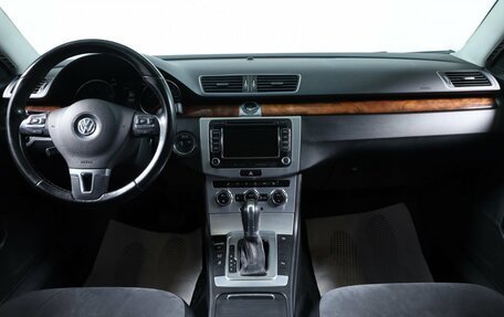 Volkswagen Passat B7, 2011 год, 1 099 000 рублей, 8 фотография