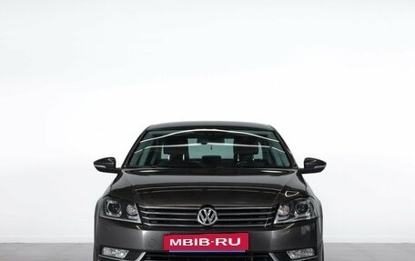 Volkswagen Passat B7, 2011 год, 1 099 000 рублей, 2 фотография