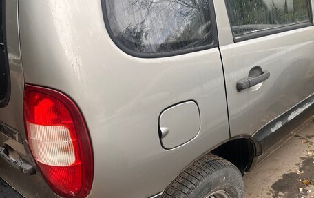 Chevrolet Niva I рестайлинг, 2009 год, 350 000 рублей, 16 фотография