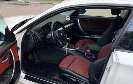 BMW 1 серия, 2008 год, 810 000 рублей, 13 фотография