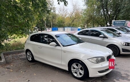 BMW 1 серия, 2008 год, 810 000 рублей, 15 фотография