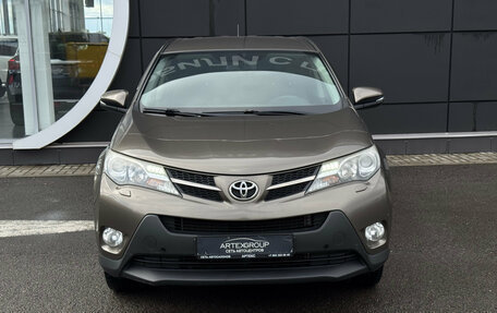 Toyota RAV4, 2013 год, 1 697 000 рублей, 2 фотография