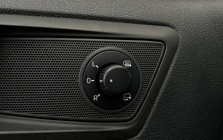 Skoda Yeti I рестайлинг, 2017 год, 1 214 700 рублей, 19 фотография