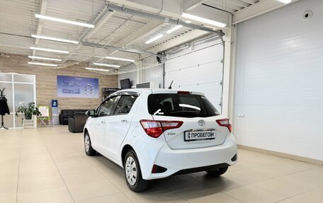 Toyota Vitz, 2019 год, 1 179 000 рублей, 4 фотография