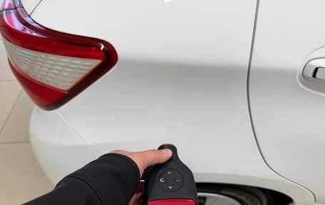 Toyota Vitz, 2019 год, 1 179 000 рублей, 26 фотография