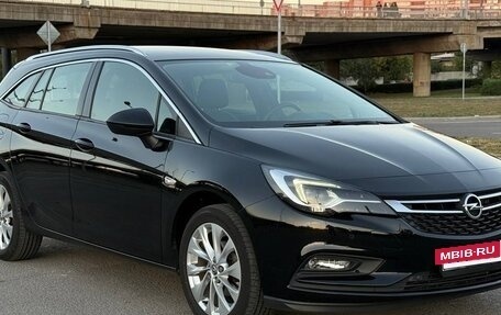 Opel Astra K, 2018 год, 1 600 000 рублей, 3 фотография