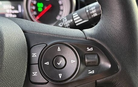 Opel Astra K, 2018 год, 1 600 000 рублей, 12 фотография