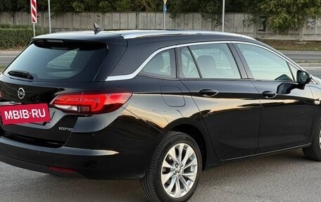 Opel Astra K, 2018 год, 1 600 000 рублей, 10 фотография