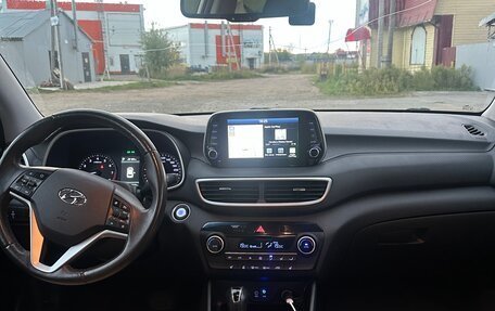 Hyundai Tucson III, 2019 год, 2 450 000 рублей, 8 фотография