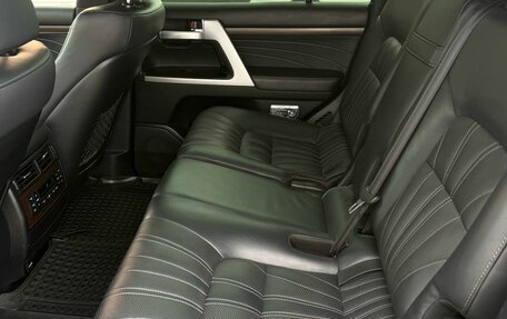 Toyota Land Cruiser 200, 2018 год, 5 700 000 рублей, 13 фотография