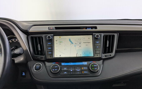 Toyota RAV4, 2018 год, 2 595 000 рублей, 15 фотография