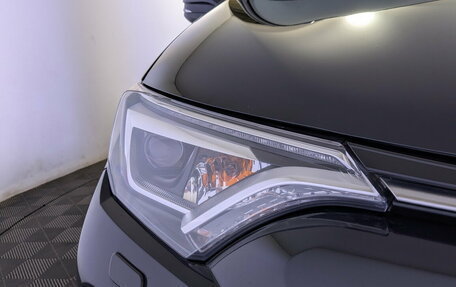 Toyota RAV4, 2018 год, 2 595 000 рублей, 17 фотография