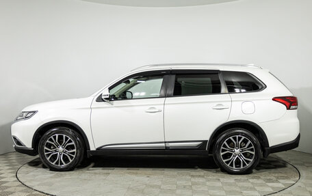 Mitsubishi Outlander III рестайлинг 3, 2018 год, 1 450 000 рублей, 8 фотография