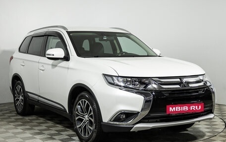 Mitsubishi Outlander III рестайлинг 3, 2018 год, 1 450 000 рублей, 3 фотография