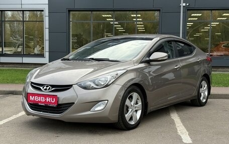 Hyundai Elantra V, 2012 год, 989 000 рублей, 1 фотография