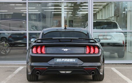 Ford Mustang VI рестайлинг, 2022 год, 4 500 000 рублей, 4 фотография