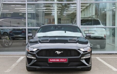 Ford Mustang VI рестайлинг, 2022 год, 4 500 000 рублей, 3 фотография